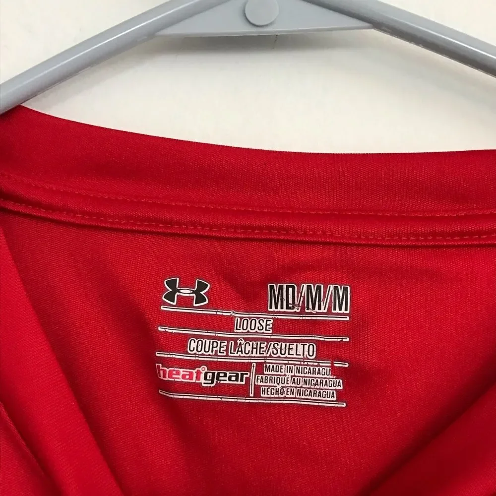 Under Armour Heat Gear Red Sz Medium Loose Fit Mens Shirt Tee Tshirt Crew Neck